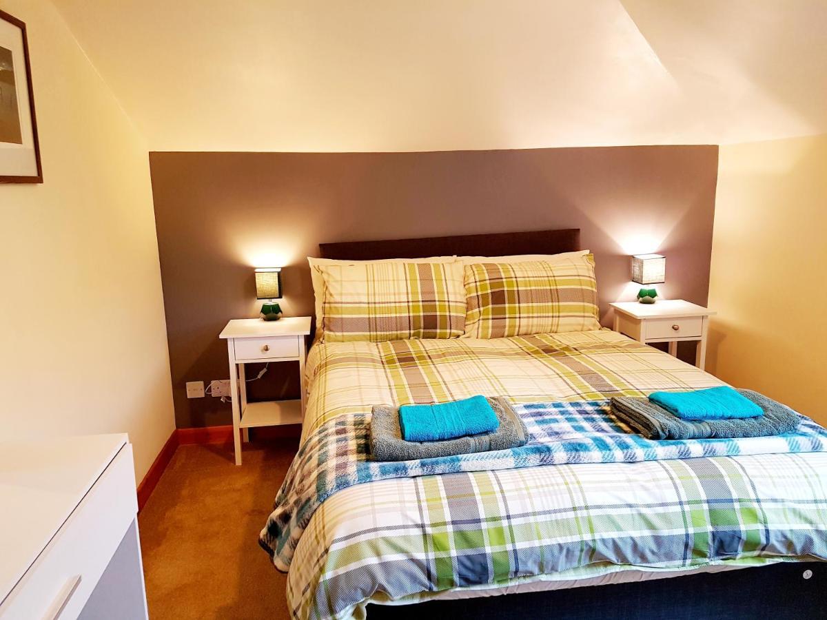 Stylish 2 Bedroom - 2 Miles Inverness City Centre מראה חיצוני תמונה