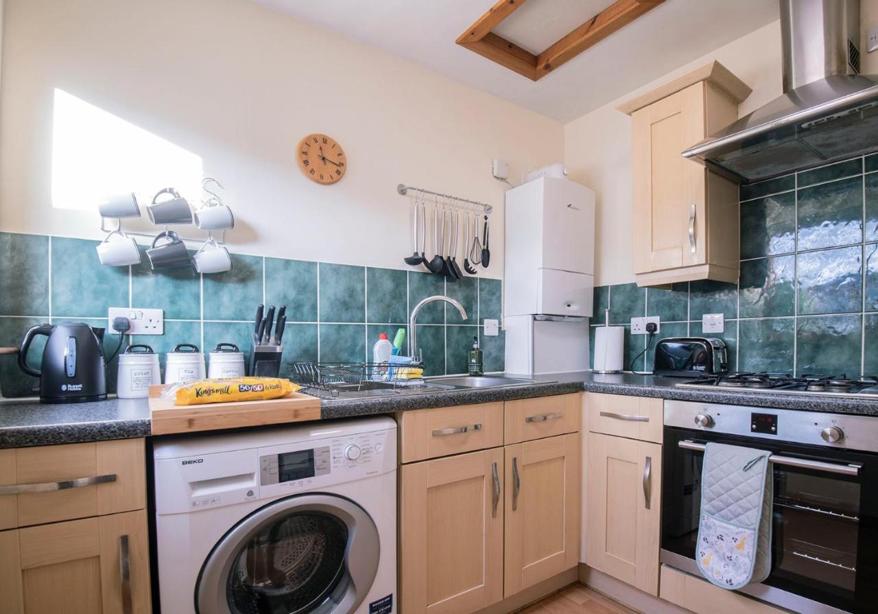 Stylish 2 Bedroom - 2 Miles Inverness City Centre מראה חיצוני תמונה