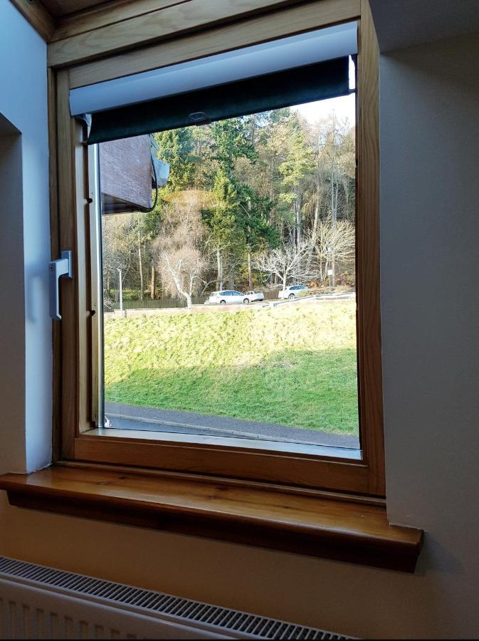 Stylish 2 Bedroom - 2 Miles Inverness City Centre מראה חיצוני תמונה