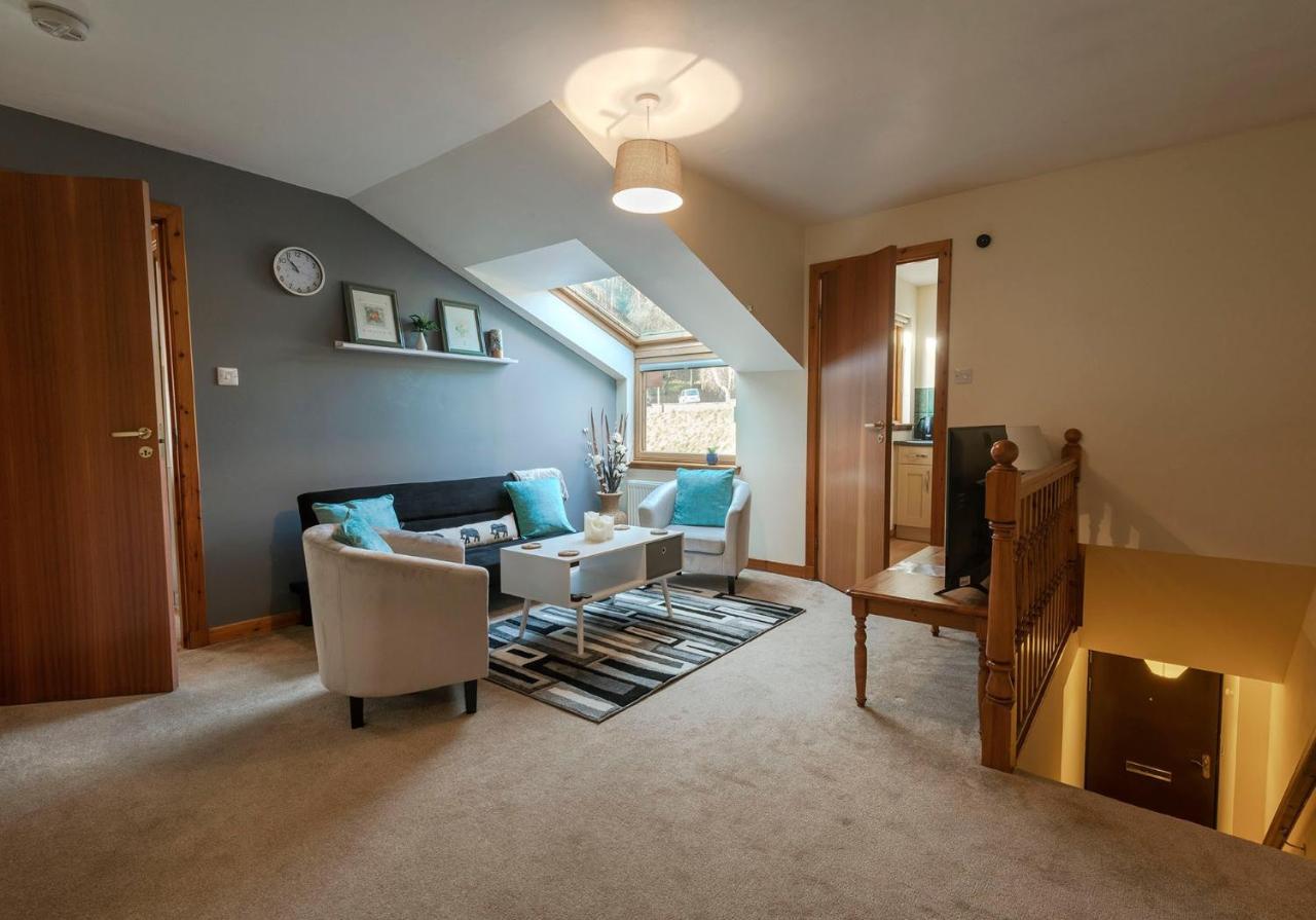 Stylish 2 Bedroom - 2 Miles Inverness City Centre מראה חיצוני תמונה